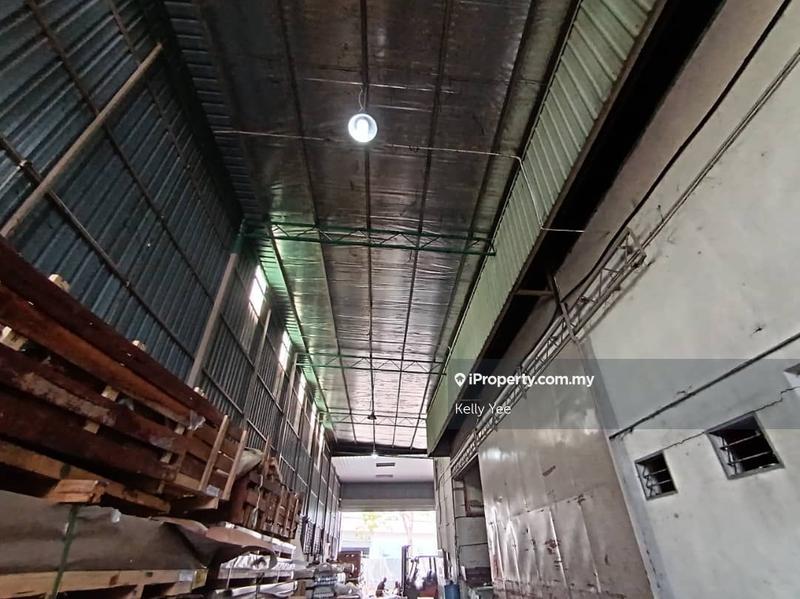 For Sale - 1.5 Storey Detached Light Industry Factory / Warehouse @ KIR Permatang Tinggi for Sale