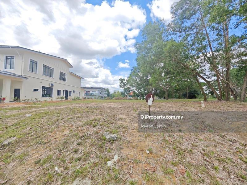 Banglo Tanah untuk Dijual di Bungalow Lot Perdana Lake View East Cyberjaya, Cyberjaya oleh Asyran Laidin - iProperty.com.my