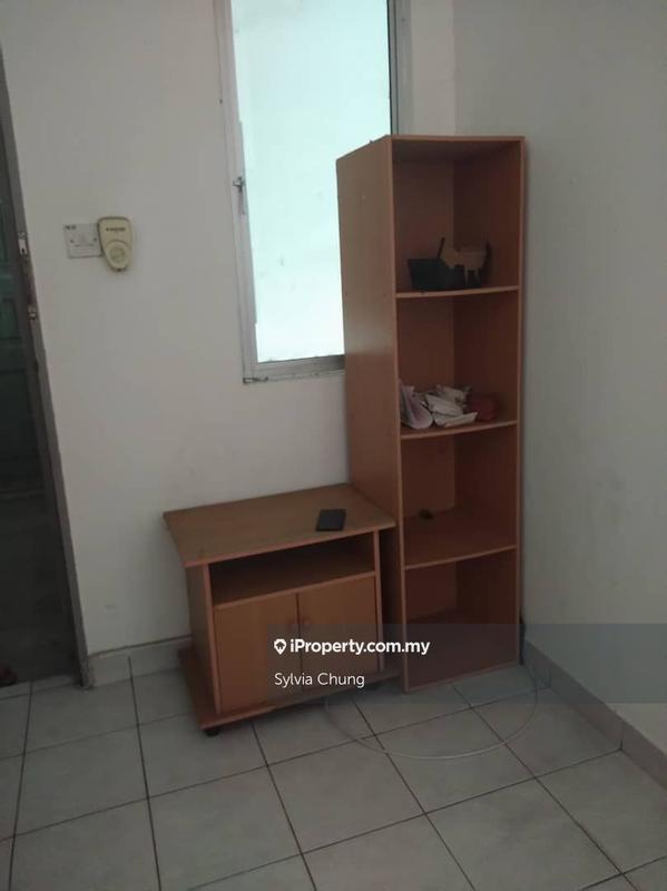 Apartment for Sale in University Apartment Phase 1 by Sylvia Chung - iProperty.com.my
