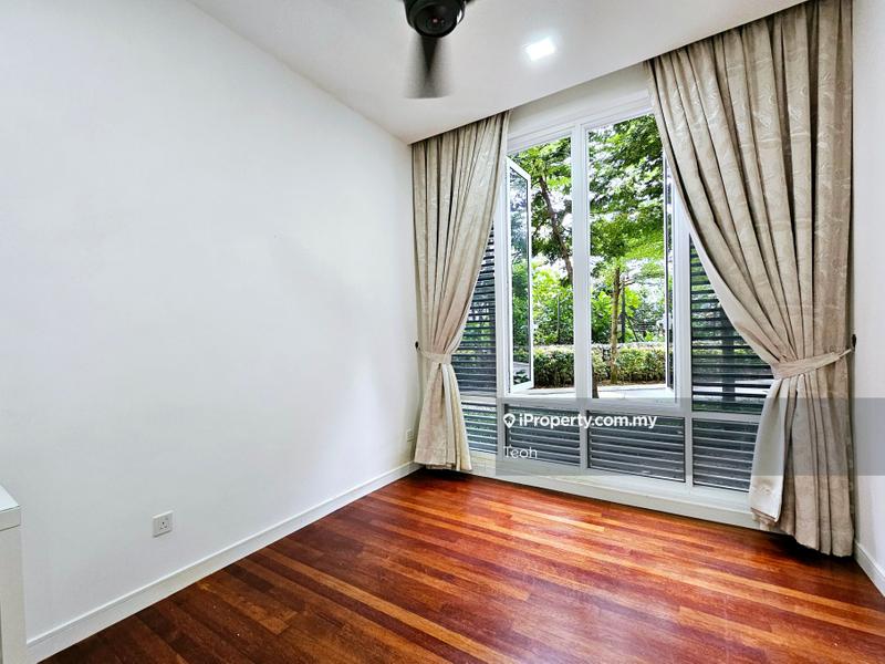 For Sale - Pavilion Hilltop