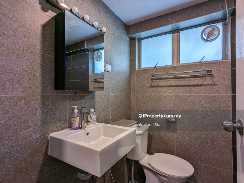 Kondominium untuk Disewa di Pantai Panorama Condominiums oleh Wallace  Sia - iProperty.com.my