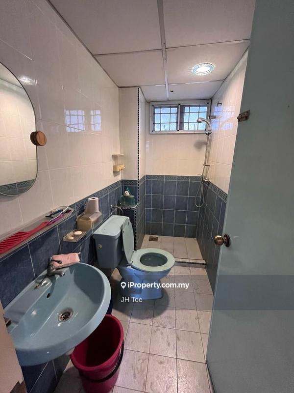 Apartment for Sale in Casa Venicia Apartment by JH Tee - iProperty.com.my