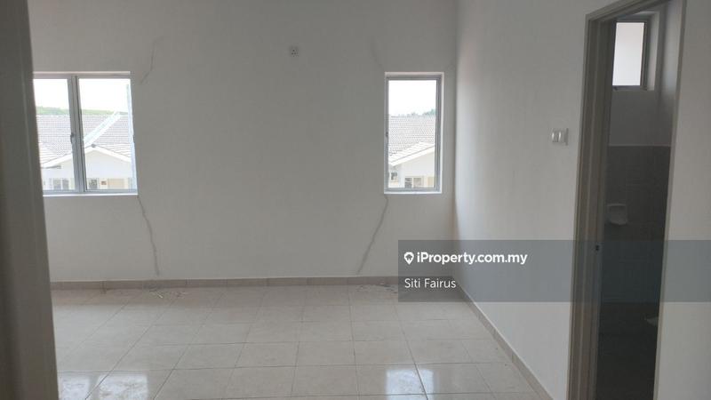 Rumah Teres 2-Tingkat untuk Dijual di Manjung, Sitiawan oleh Siti Fairus - iProperty.com.my