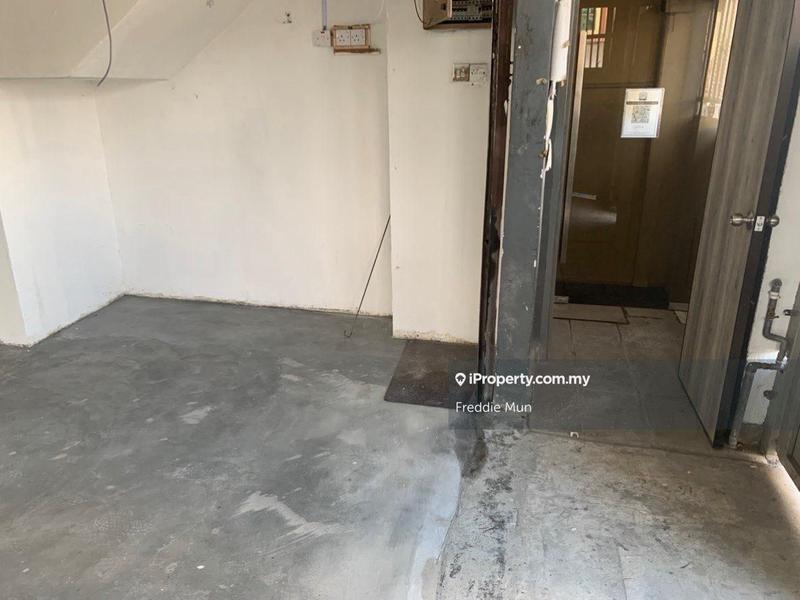 Terrace Factory for Sale in Bandar Kinrara Seksyen 1, Bandar Kinrara by Freddie Mun - iProperty.com.my