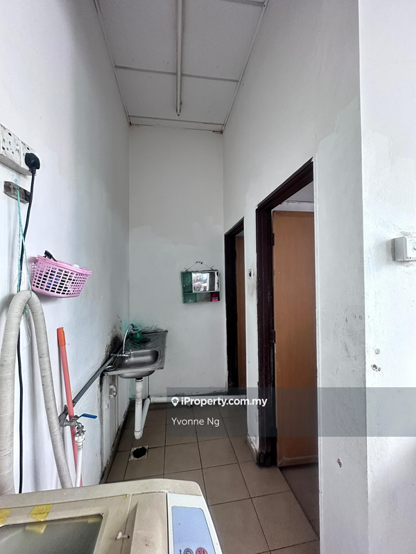 Shop-Office for Sale in Mutiara Mas 3 Storey Shophouse, Skudai by Yvonne Ng - iProperty.com.my