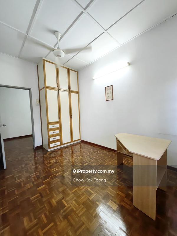Rumah Teres 2-Tingkat untuk Dijual di Seksyen 9, Shah Alam oleh Chow Kok Toong - iProperty.com.my