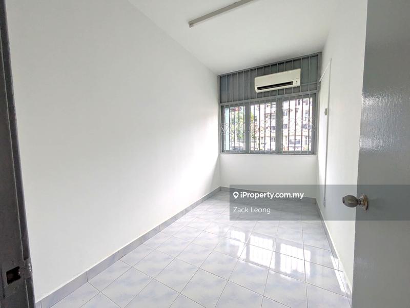 Apartment for Sale in Desa Pandan Baiduri Apartment Block C1 by Zack Leong - iProperty.com.my