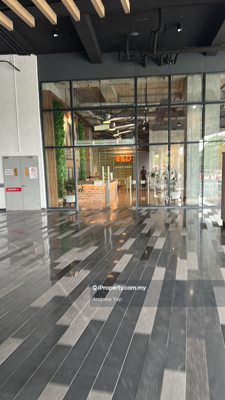 For Sale - Leisure mall Mutiara Centre Velocity ekocheras