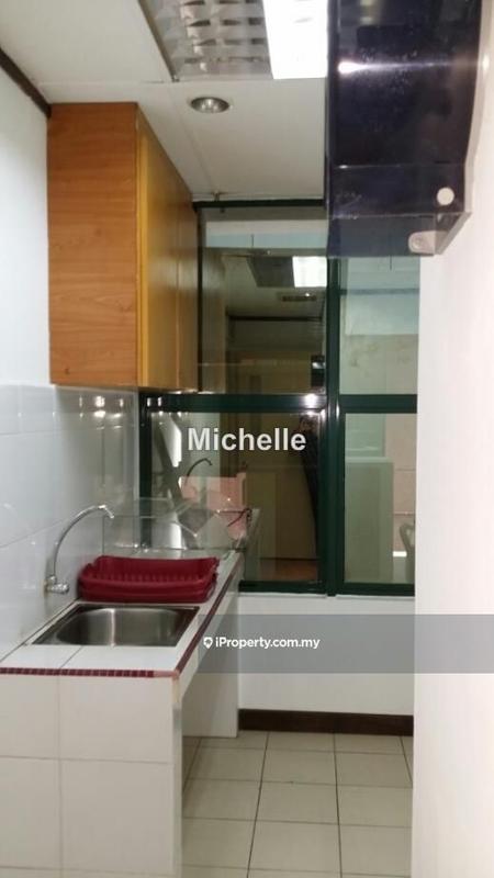 Pejabat untuk Disewa di KLCC, KL City Centre oleh Michelle - iProperty.com.my
