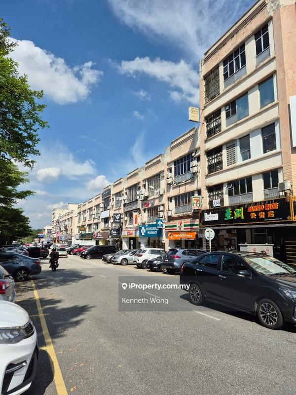 Office for Sale in Sunwaymas Commercial Centre, Petaling Jaya by Kenneth Wong - iProperty.com.my