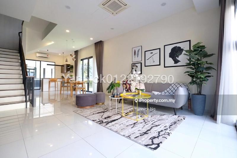 Townhouse for Sale in Seri Kembangan, Seri Kembangan by Yannick Ng - iProperty.com.my