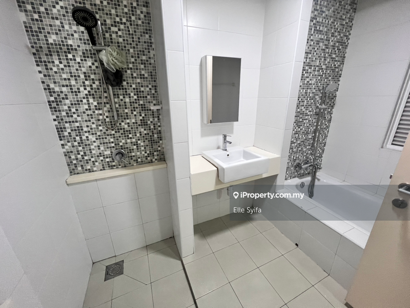 For Rent - 28 Dutamas