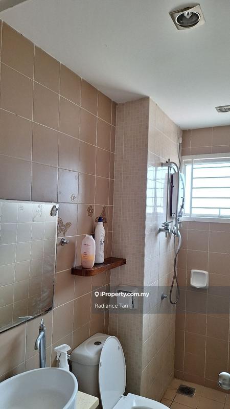 Townhouse for Sale in sri kayangan town villa, Petaling Jaya by Radiance Tan - iProperty.com.my