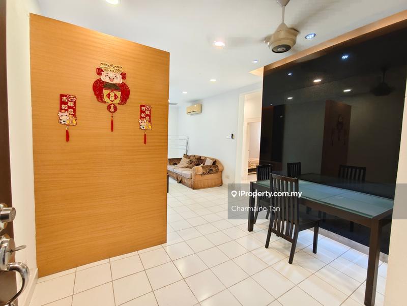 For Sale - Plaza Menjalara