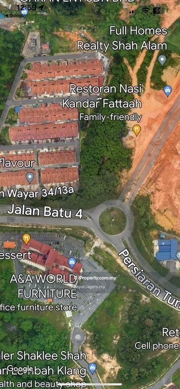 For Sale - Freehold Petrol Station Land in Sek 35 Shah Alam Main Road view