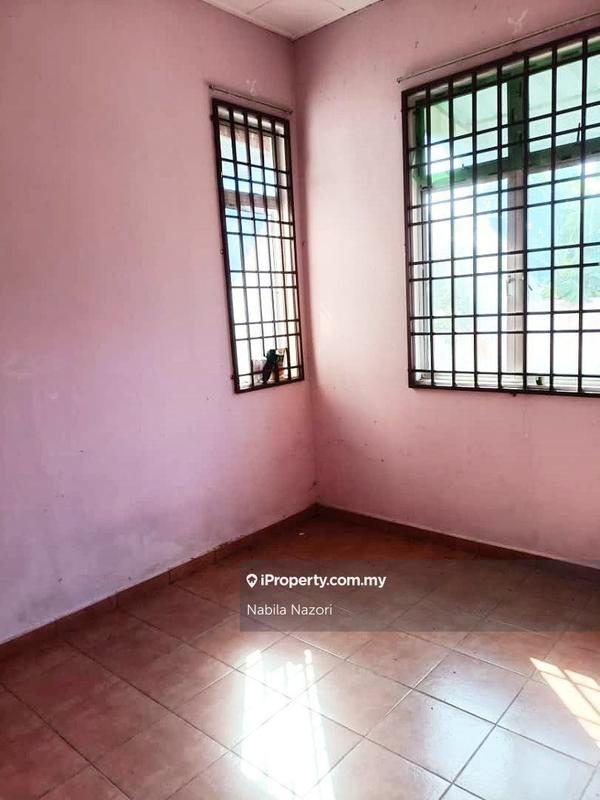 Rumah Berangkai 1 Tingkat untuk Dijual di Limbat, Kota Bharu oleh Nabila Nazori - iProperty.com.my