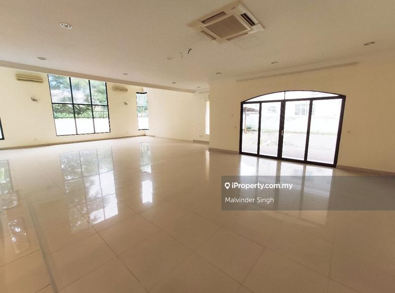 Banglo untuk Dijual di Ampang Hilir, Ampang oleh Mel Walia - iProperty.com.my