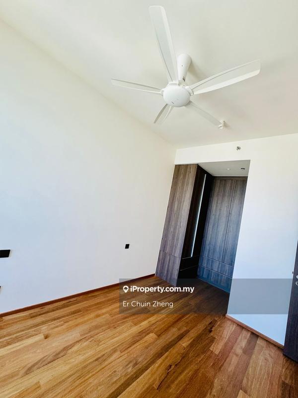 Service Residence for Sale in Marriott Residence @ Gurney by EC Zheng - iProperty.com.my