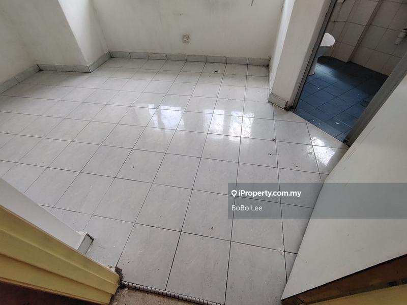 Flat for Sale in Taman Sri Sentosa by BoBo Lee - iProperty.com.my