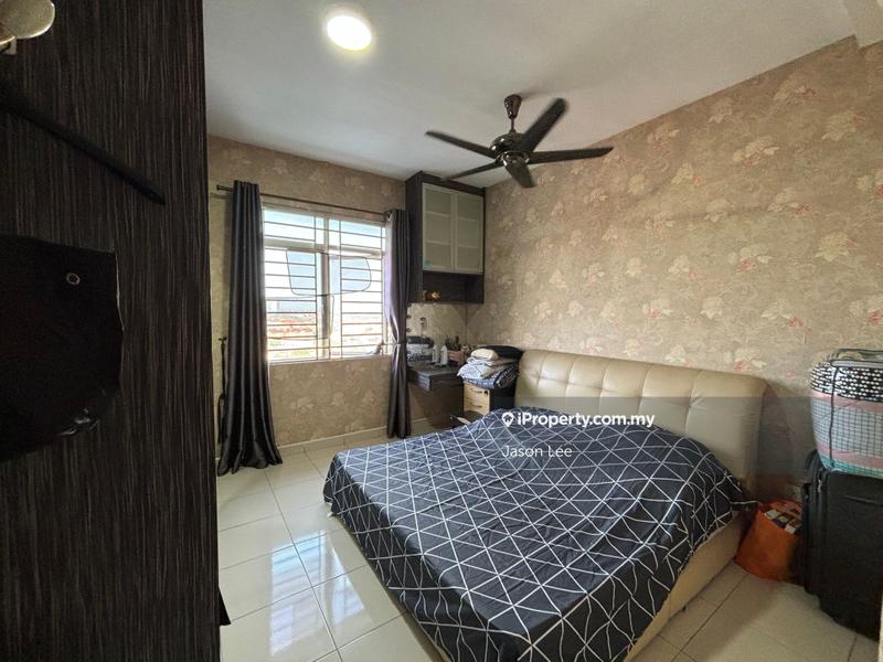 Condominium for Sale in Pearl Avenue by Jason Lee - iProperty.com.my