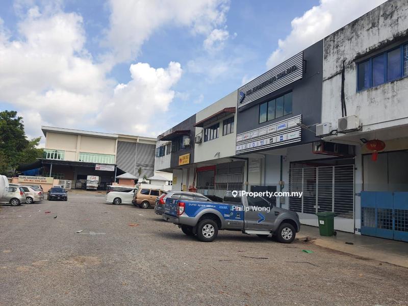 Terrace Factory for Sale in Taman Perindustrian Bukit Serdang, Seri Kembangan by Philip Wong - iProperty.com.my