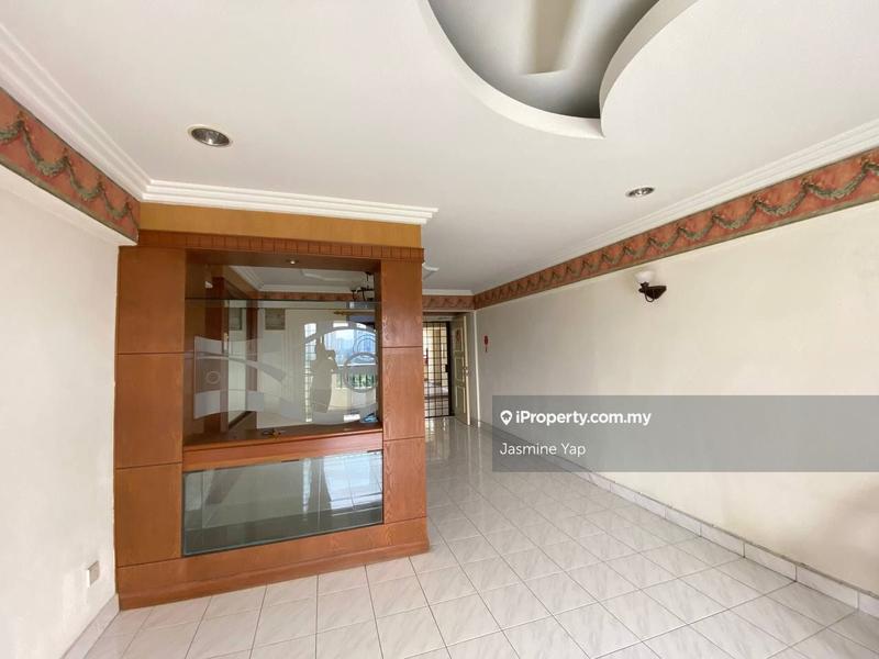 For Sale - Anjung Hijau (Greenfields)