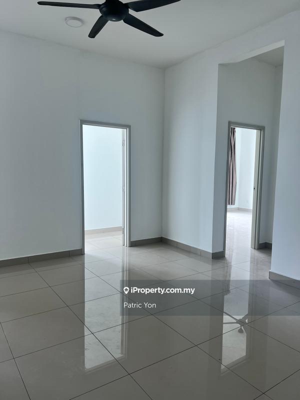 For Sale - Saville D'lake