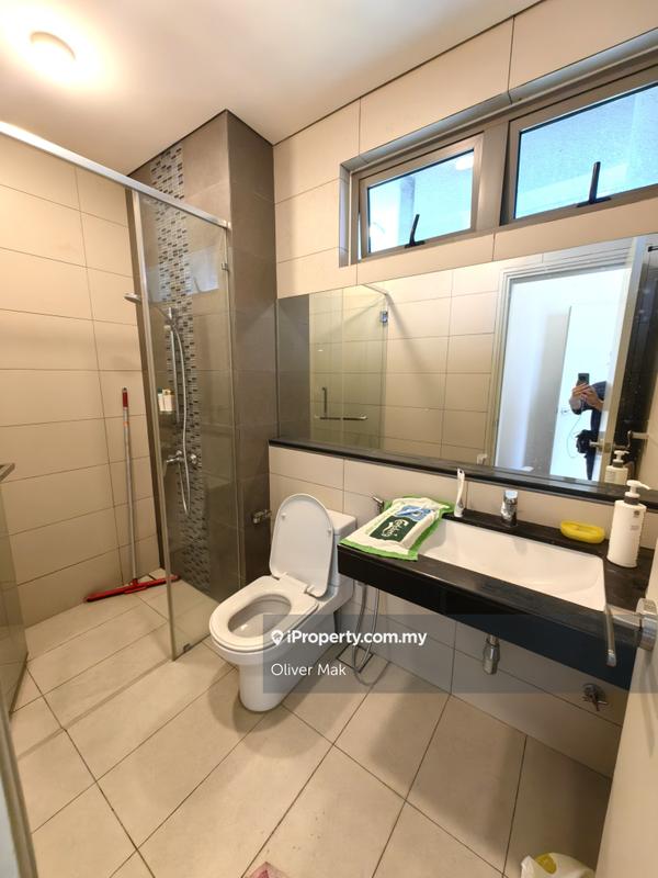 Kondominium untuk Dijual di KM1 East oleh Oliver Mak - iProperty.com.my