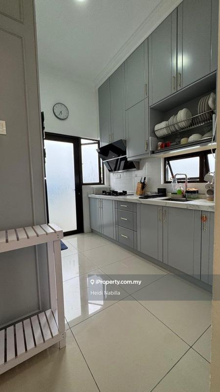 Rumah Teres untuk Dijual di Eco Grandeur, Puncak Alam oleh Heidi Nabilla - iProperty.com.my