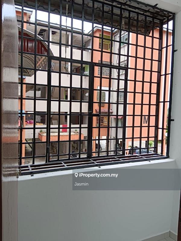 For Rent - Taman Pulai Utama