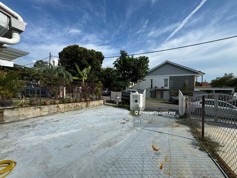Rumah Teres 2-Tingkat untuk Dijual di Section 6 @ Kota Damansara oleh JH Tee - iProperty.com.my