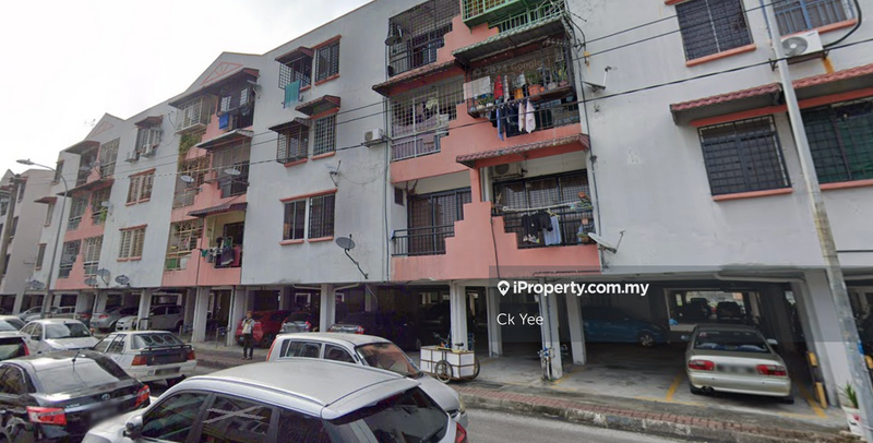 Rumah Pangsa untuk Dijual di Taman Sri Kuching oleh Ck Yee - iProperty.com.my