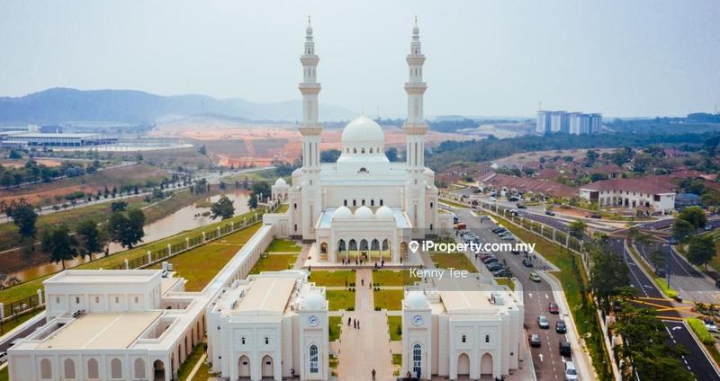 Semi-Detached House for Sale in Bandar Sri Sendayan, Negeri Sembilan by Kenny Tee - iProperty.com.my