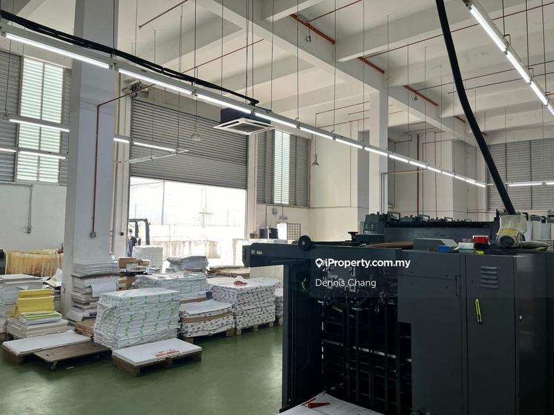 For Sale - [💎 Freehold, 3 Storey] BUKIT SERDANG, Semi D Factory, Seri Kembangan