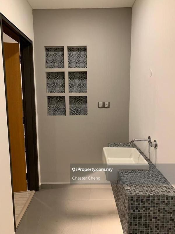 Bungalow House for Sale in Subang Heights, Subang Jaya by Chester Cheng - iProperty.com.my