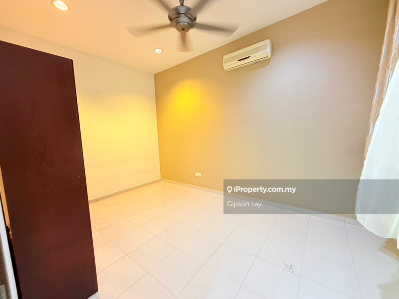Semi-Detached House for Sale in Taman Kluang Setia, Kluang by Gipson Lay - iProperty.com.my