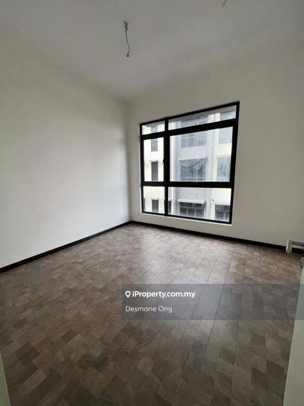 3.5-storey Terraced House for Sale in Taman Bukit Serdang, Seri Kembangan by Desmone Ong - iProperty.com.my