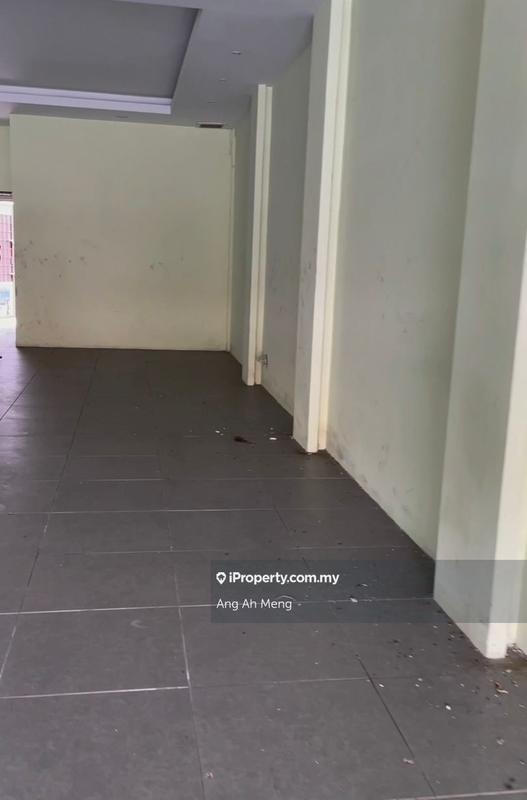 Shop / Office untuk Dijual di Uep Industrial Park, Subang Jaya oleh Ang Ah Meng - iProperty.com.my