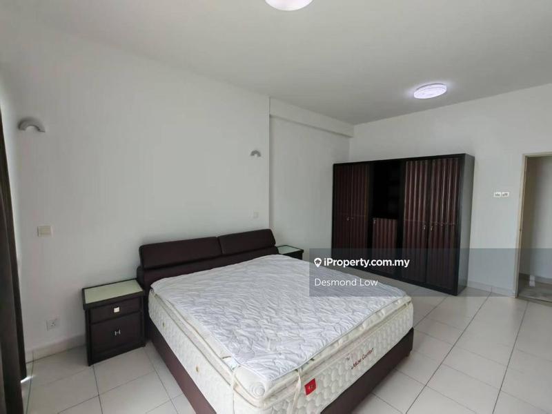 For Sale - 10 Island Resort