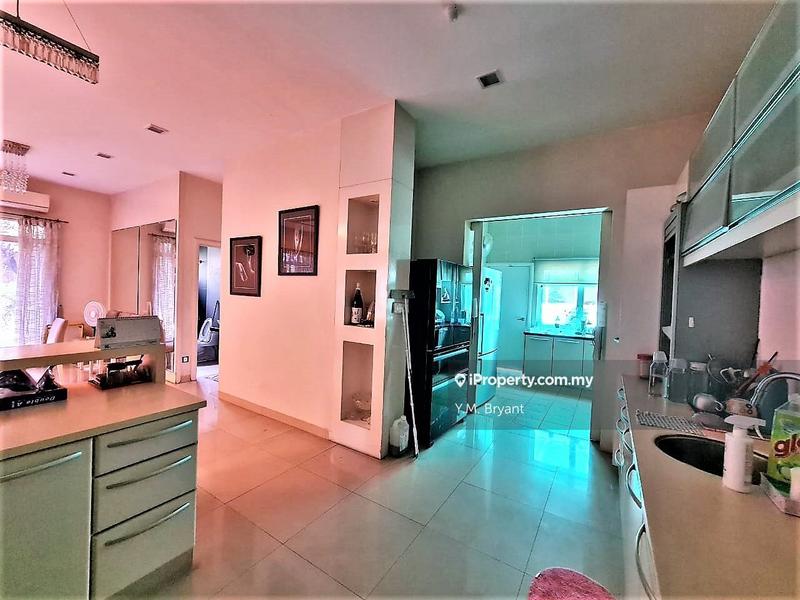 Rumah Berkembar untuk Dijual di Ara Damansara, Selangor oleh Bryant Be - iProperty.com.my