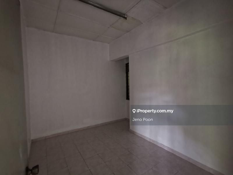 Rumah Pangsa untuk Dijual di Kuchai Entrepreneurs Park oleh Jeno Poon - iProperty.com.my