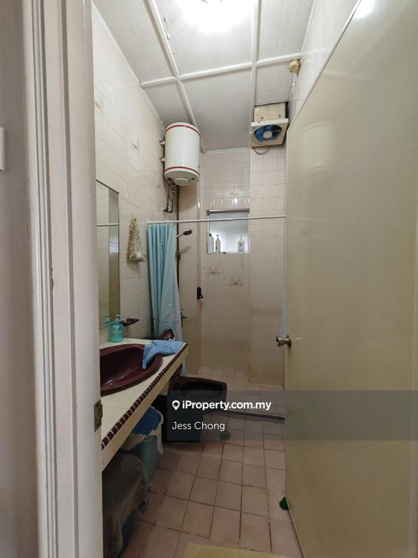 Semi-Detached House for Sale in Taman Tun Dr. Ismail, Kuala Lumpur by Jess Chong - iProperty.com.my