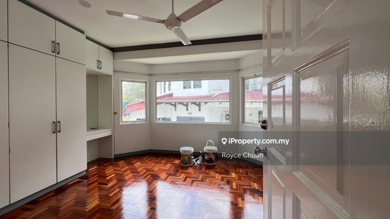 Bungalow House untuk Dijual di Gated and Guarded, Damansara Heights oleh Royce Chuah - iProperty.com.my
