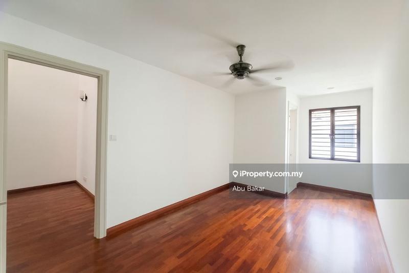 Second Room with attched Bathroom 