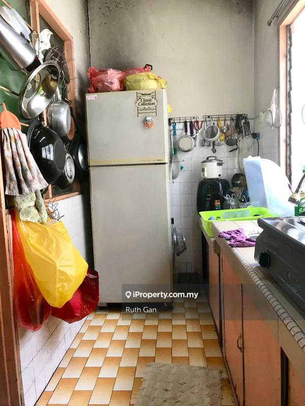 Rumah Teres 2-Tingkat untuk Dijual di Taman Mayang, Petaling Jaya oleh Ruth Gan - iProperty.com.my