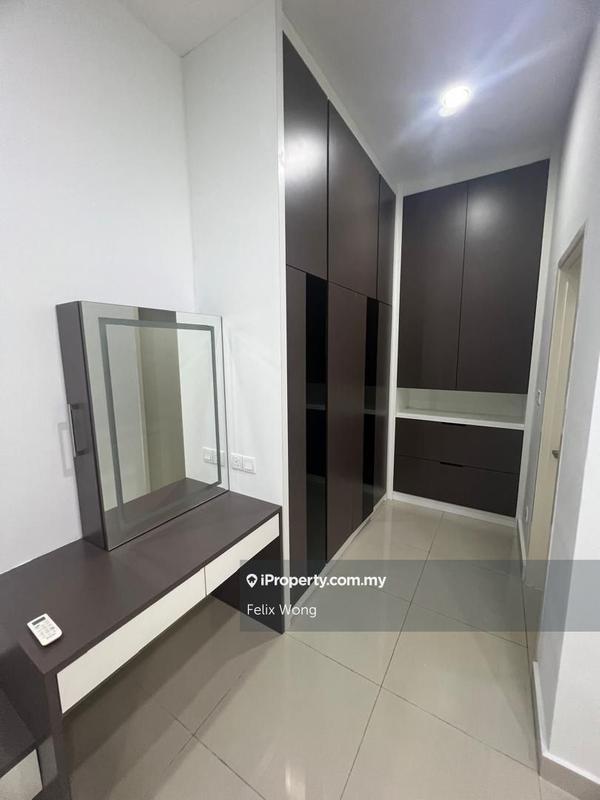 Condominium for Sale in Skyvilla @ D'Island by Felix Wong - iProperty.com.my
