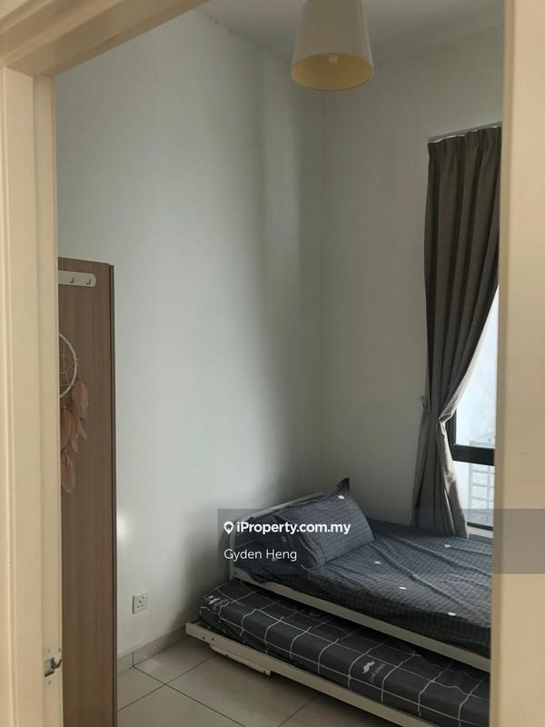 Kediaman Servis untuk Dijual di D'Summit Residences oleh Gyden Heng - iProperty.com.my