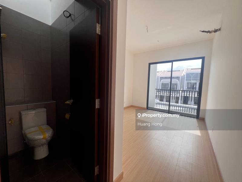 Rumah Berangkai 2 Tingkat untuk Dijual di Setia Safiro, Cyberjaya oleh Huang Hong - iProperty.com.my