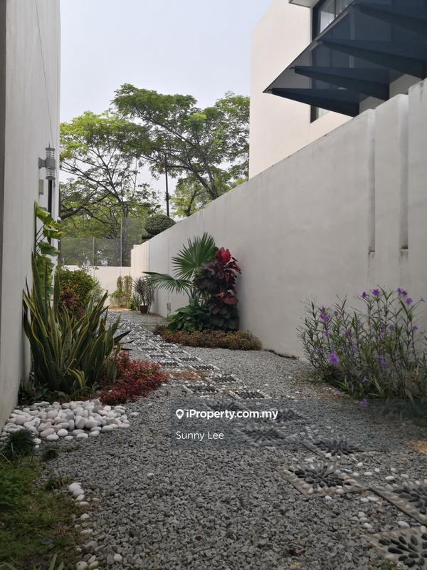 Banglo untuk Dijual di Bandar Sungai Long, Selangor oleh Sunny Lee - iProperty.com.my