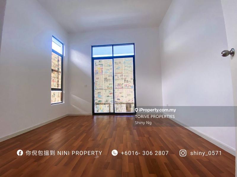 Rumah Berkembar untuk Dijual di Eco Grandeur, Puncak Alam oleh Shiny Ng - iProperty.com.my